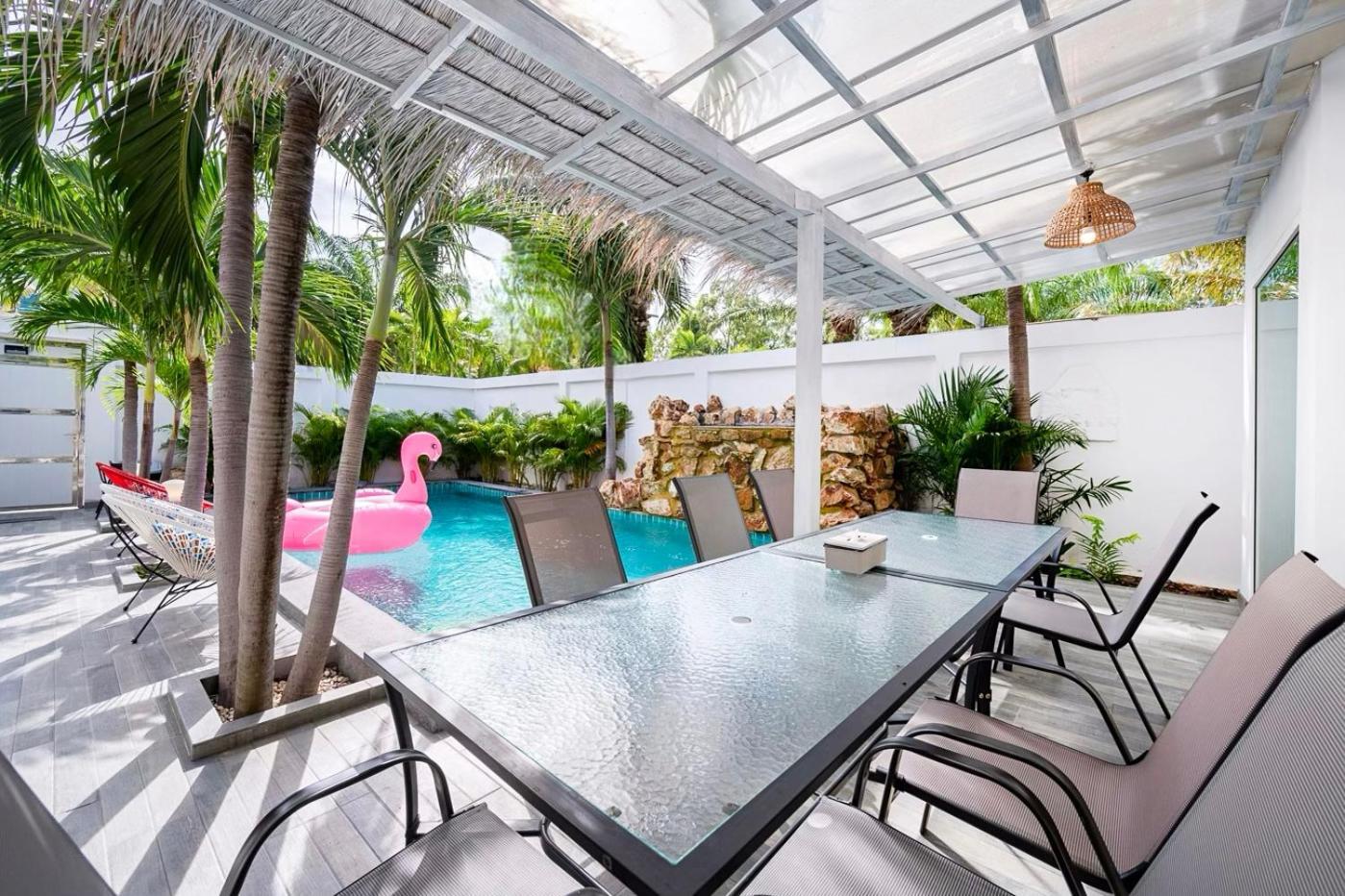 Majestic Residence Pool Villa 4 Bedrooms Private Beach Pattaya Exteriér fotografie
